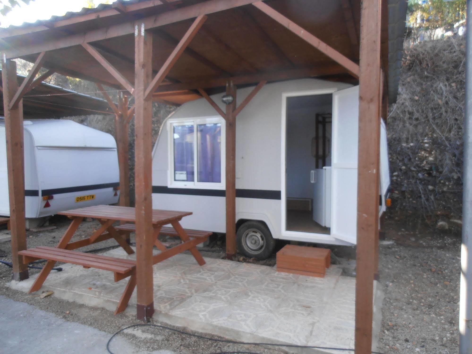 Oasis Country Park Hotel Rugat ภายนอก รูปภาพ